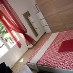 Myrta Maria Couette-café *